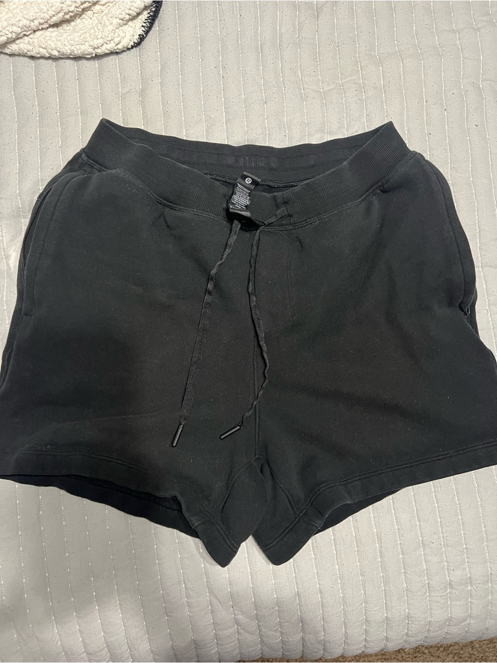 lululemon athletica Black Men’s Casual Drawstring Athletic Shorts